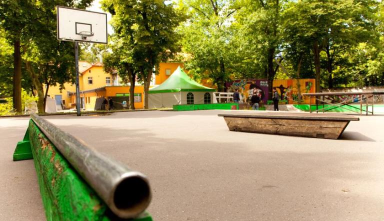 Skatepark im Lindenpark Potsdam (© Gersin Livia Paya)