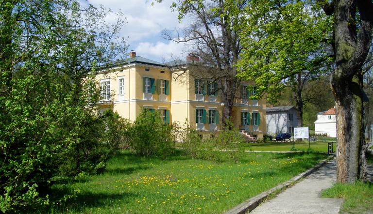 Villa Quandt - Sitz des Theodor-Fontane-Archivs, Villa Quandt - Sitz des Theodor-Fontane-Archivs,