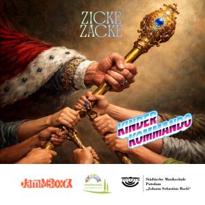 Ein CD Cover: Wir sehen fotorealistisch viele Kinderhände, die zwei Erwachsenenhänden eine goldenes Zepter entreißen wollen