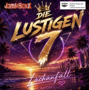 CD-Cover: Wir sehen Strand und Ufer mit Wolkenkratzer-Kulisse im Sonnenuntergang. Über dem Goldenen Schriftzug ist eine Krone die auf eine Casino-Welt hindeutet