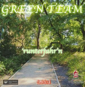 CD-Cover: Ein befestigter und umwachsener Weg führt durch mildes Grün 