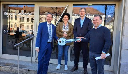Oberbürgermeister Mike Schubert eröffnet zusammen mit der Beigeordneten Brigitte Meier, Dr. Karsten Lauber und Mathias Laube.
