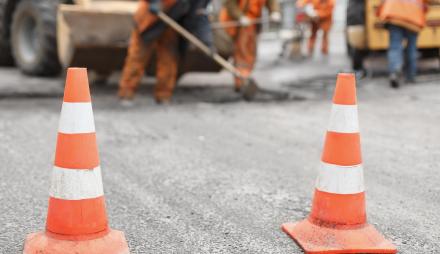 Baustelle Straßenverkehr, Foto AdobeStock