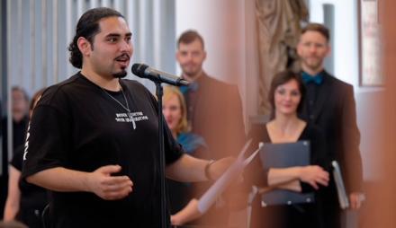 Foto: Stephan Röhl und Kammerchor Vocantare, Lizenz: Stephan Röhl und Kammerchor Vocantare