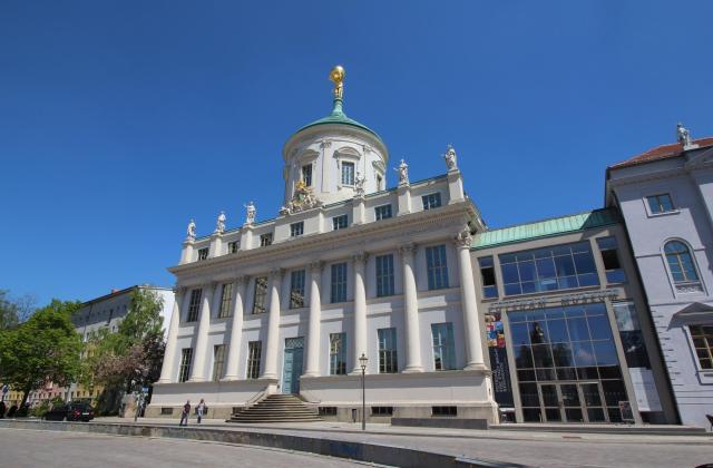 Das Potsdam Museum von außen.