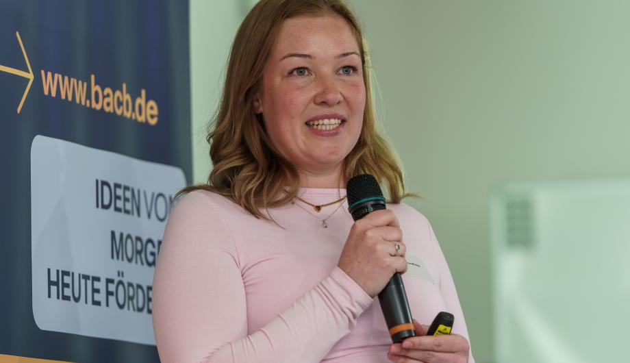 Greta Bone-Winkel beim Female StartAperitivo - Brandenburger Halbfinale 2025