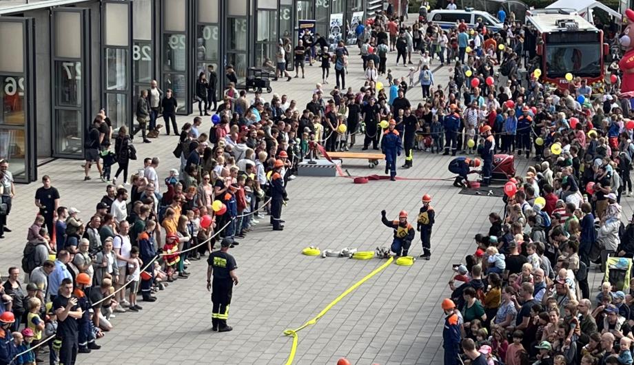 Präsentation der Jugendfeuerwehr auf dem Tag der offenen Tür der Feuerwehr 2023