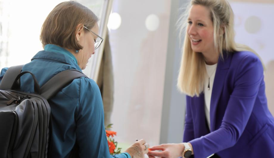 Ausstellerinnen bei Frauen auf dem Weg 2025