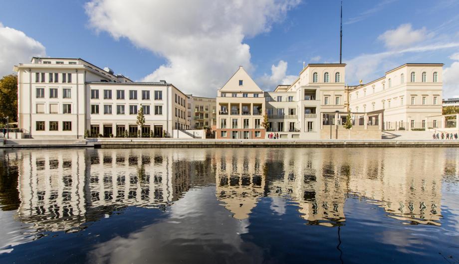 Alte Fahrt mit Museum Barberini. Foto LHP/ Robert Schnabel Alte Fahrt mit Museum Barberini