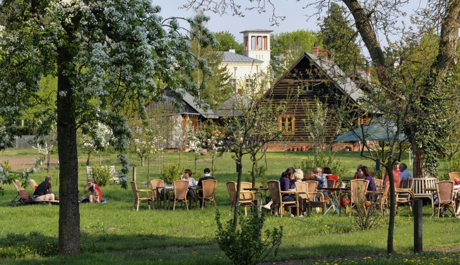 Ausflugsziel Gartencafé Alexandrowka, 2011 - Destination Garden Café Alexandrovka, 2011