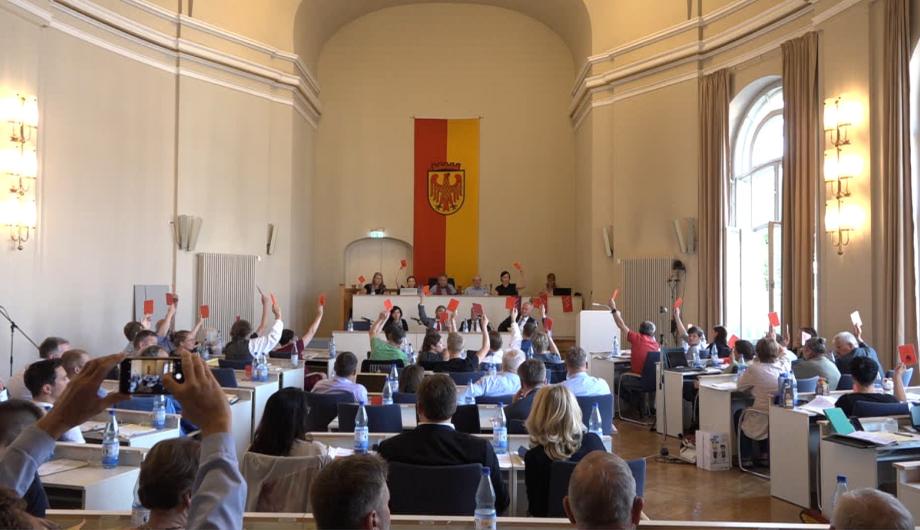 Sitzung der Stadtverordnetenversammlung im August 2019 (Screenshot Livestream)