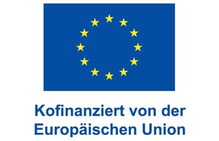 EU-Emblem mit dem Schriftzug „Kofinanziert von der Europäischen Union“ 