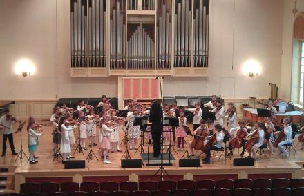 Saitentänzer der Städtischen Musikschule Potsdam „Johann Sebastian Bach“ Saitentänzer der Städtischen Musikschule Potsdam „Johann Sebastian Bach“