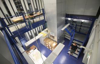 Blick in das Magazin des Stadtarchivs Potsdam