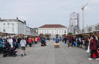Geben- und Nehmen-Markt auf dem Neuen Lustgarten