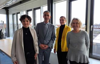 Prof. Dr. Julia Glesner, Prof. Dr. Walid Hafezi, Dr. Birgit-Katharine Seemann und Dr. Sabine Haack haben die neue kulturpolitische Strategie der Landeshauptstadt Potsdam vorgestellt.