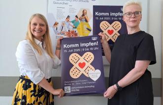 "Komm Impfen" - Dr. Judith Freytag und Dr. Kristina Böhm bewerben den Impftag am 15. Juli