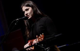 Sängerin Alexandra Dragan bei Jugend musiziert 2025