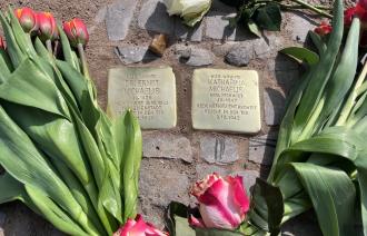 Stolpersteinverlegung für das Ehepaar Dr. Ernst und Katharina Michaelis in Babelsberg