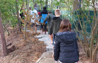 Barfußpfad im Hort Zauberwald