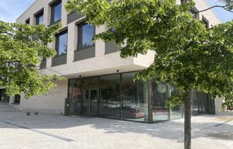 Zu sehen ist die Berufliche Schule für Sport und Gesundheit der Europäischen Sportakademie des Landes Brandenburg