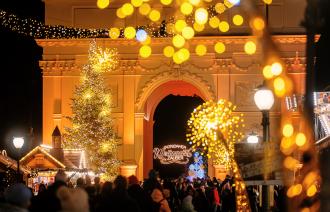 Potsdamer Weihnachtszauber Brandenburger Tor Beleuchtung