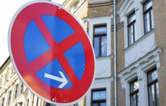 Ein Halteverbots-Schild