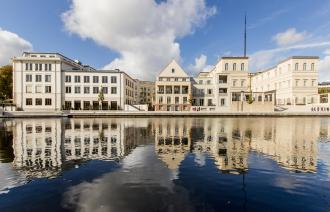 Alte Fahrt mit Museum Barberini