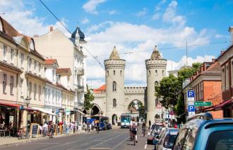 Die Friedrich-Ebert-Straße in Potsdam