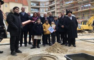 Am 8. November 2021 wurde in Potsdam der Grundstein für die Synagoge gelegt.