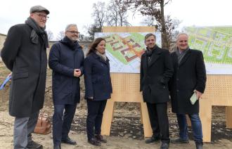 Stadtverwaltung, Entwicklungsträger Potsdam und Deutsche Wohnen SE präsentieren Vorschläge für mehr preisgedämpfte Wohnungen.