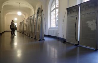 Die Ausstellung [Kein schöner Land] - Todesopfer rechter Gewalt in Brandenburg,