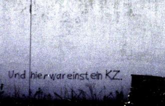 Foto: Archiv KZ-Gedenkstätte Neuengamme (Ausschnitt) 1987