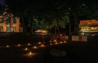 Illuminiertes Jagdschloss Stern, Foto: P.-M. Bauers, Lizenz: P.-M. Bauers