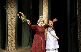 Alice im Wunderland , Foto: Göran Gnaudschun