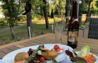 Sommer-Barbecue, Foto: INSELHOTEL Potsdam, Lizenz: INSELHOTEL Potsdam