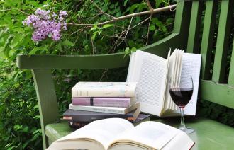 Im Garten vorgelesen, Foto: Kerstin Reimann, Lizenz: Kerstin Reimann