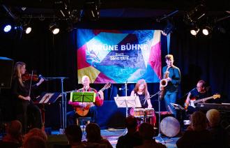 Grüne Bühne, Foto: Emiliy Quirmbach, Lizenz: sans titre e.V.