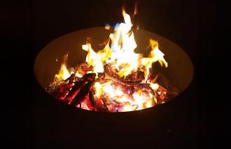 Feuerschale Adventsfeuer 2024, Foto: Stefanie Brauer