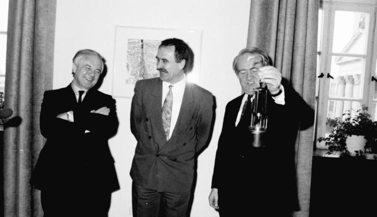 Der damalige Oberbürgermeister Dr. Horst Gramlich zwischen Manfred Stolpe und Johannes Rau
