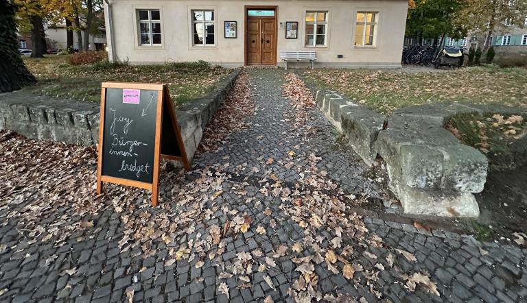 Treffen der Kiez-Jury zum Bürger*innen-Budget 2024/25 in Babelsberg