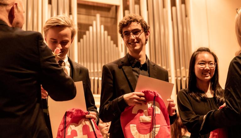 Das Klavierensemble Arthur Senger und Stephan Gottschall aus Potsdam mit Emmy Gu aus Berlin war erfolgreich. Das Klavierensemble Arthur Senger und Stephan Gottschall aus Potsdam mit Emmy Gu aus Berlin war erfolgreich.