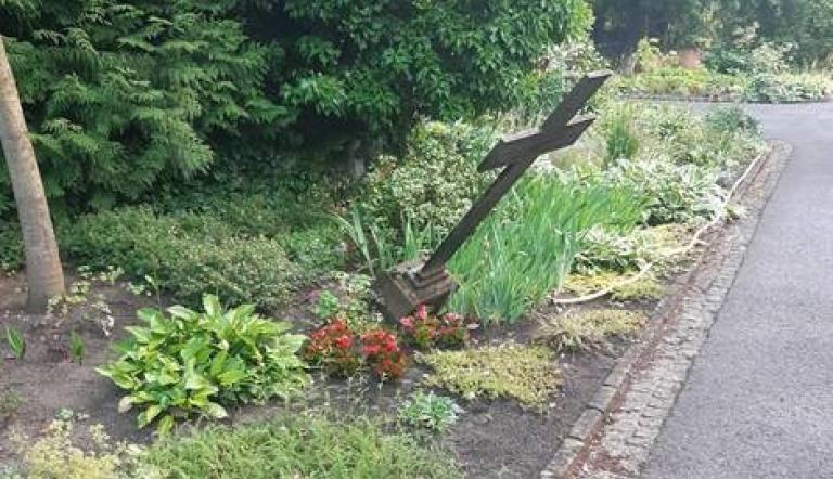 Grabschändungen Neuer Friedhof Grabschändungen Neuer Friedhof