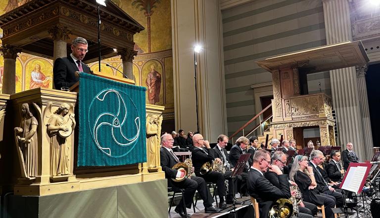Mike Schubert beim Festkonzert in der Nikolaikirche.
