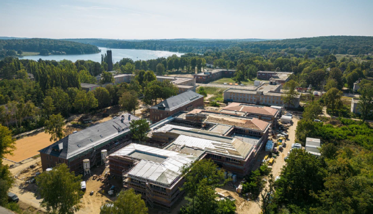 Krampnitz, Neubau Grundschule und Kita (Foto von 2023)