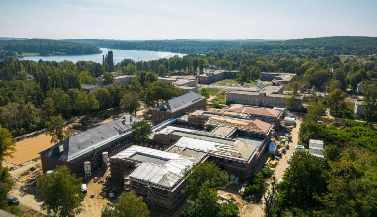 Krampnitz, Neubau Grundschule und Kita