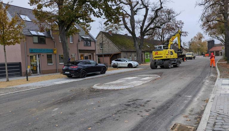 Ausbau des Knoten Ketziner Straße/Marquardter Straße beendet Ausbau des Knoten Ketziner Straße/Marquardter Straße beendet