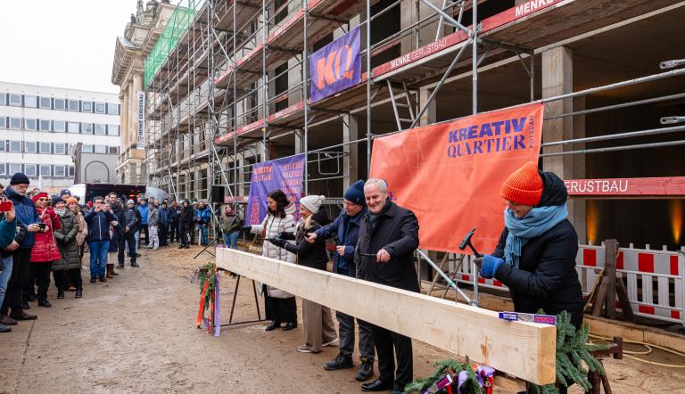 Richtfest Townhouse Kreativ-Quartier am 17. Januar 2025 Richtfest Townhouse Kreativ-Quartier am 17. Januar 2025