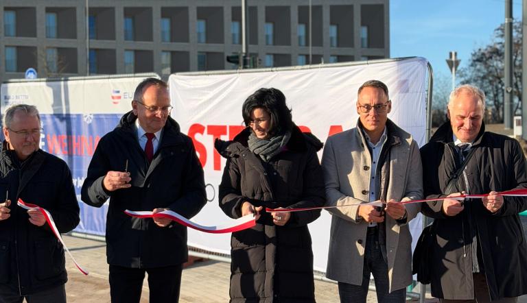 Oberbürgermeisterin Noosha Aubel bei der Freigabe des Leipziger Dreiecks.