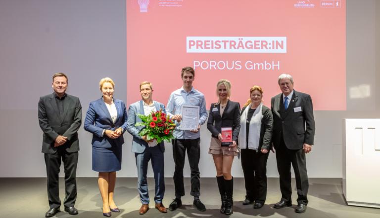 POROUS GmbH bei der Preisverleihung in der ILB